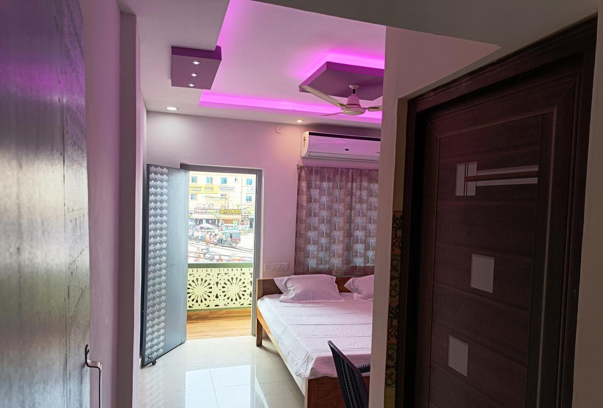 Hotel Grand View Puri Exterior photo